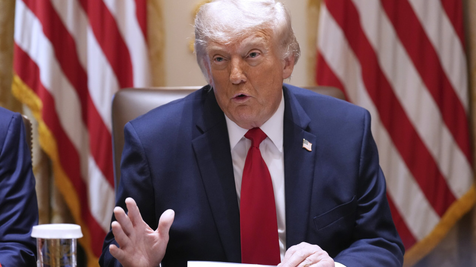 Trump: İran Anlaşmasından Memnun Değiliz